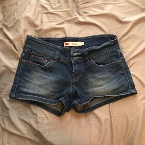 Levi’s Shorts!